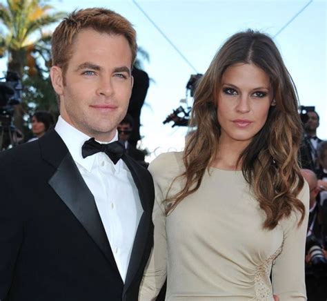 chris pine age and wife